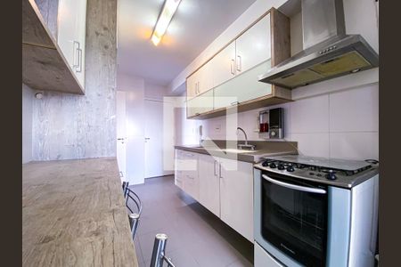 Cozinha de apartamento para alugar com 3 quartos, 104m² em Jardim Olympia, São Paulo