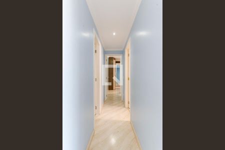 Corredor Quartos de apartamento para alugar com 2 quartos, 56m² em Parque Novo Mundo, São Paulo
