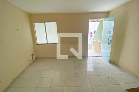 sala de casa para alugar com 1 quarto, 28m² em Taquara, Rio de Janeiro