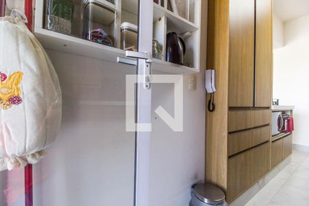 Apartamento à venda com 81m², 3 quartos e 1 vaga Apartamento à venda com 81m², 3 quartos e 1 vagaÁrea de Serviço