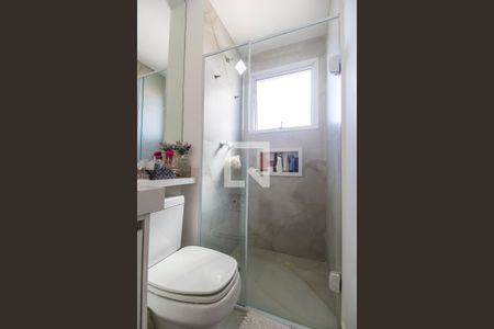 Apartamento à venda com 81m², 3 quartos e 1 vaga Apartamento à venda com 81m², 3 quartos e 1 vagaBanheiro da Suíte 2