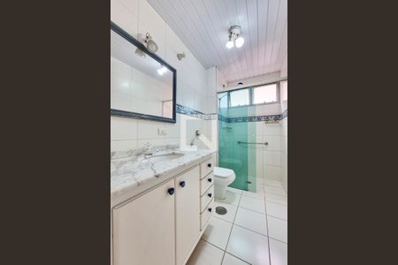 Suíte - Banheiro  de apartamento para alugar com 3 quartos, 108m² em Jardim Pereira do Amparo, Jacareí
