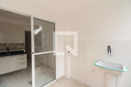 Varanda e Área de Serviço  de apartamento à venda com 2 quartos, 38m² em Vila Carrao, São Paulo