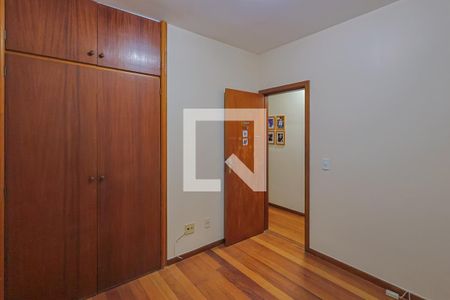 Quarto 1 de apartamento à venda com 4 quartos, 240m² em Nova Floresta, Belo Horizonte
