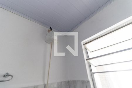 Banheiro de casa para alugar com 1 quarto, 25m² em Vila da Saúde, São Paulo