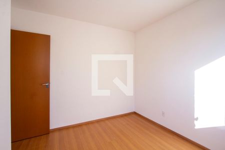 Quarto 1 de apartamento para alugar com 2 quartos, 48m² em Vila Lage, São Gonçalo