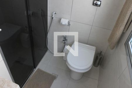 Banheiro de apartamento para alugar com 1 quarto, 40m² em Centro, São Vicente