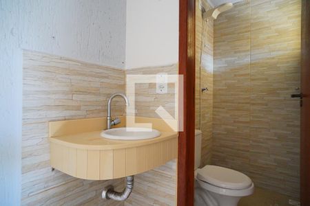 Banheiro  de casa para alugar com 2 quartos, 70m² em Rio Tavares, Florianópolis