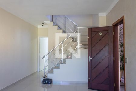 Sala de casa à venda com 3 quartos, 150m² em Vila Palmeiras, São Paulo
