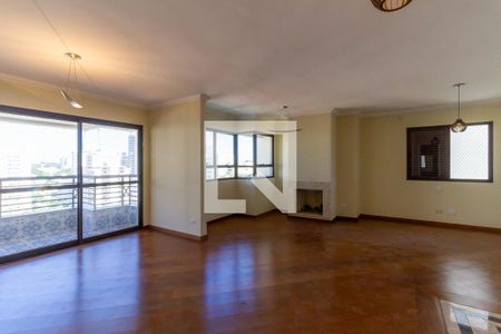 Sala de apartamento para alugar com 3 quartos, 200m² em Perdizes, São Paulo