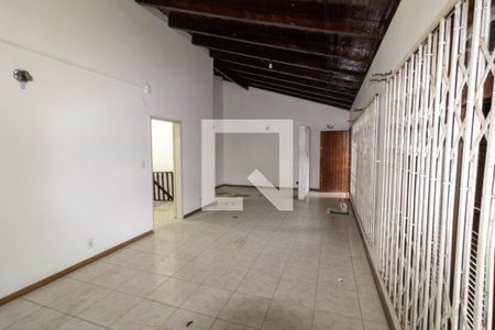 Sala de casa para alugar com 3 quartos, 182m² em Nonoai, Porto Alegre