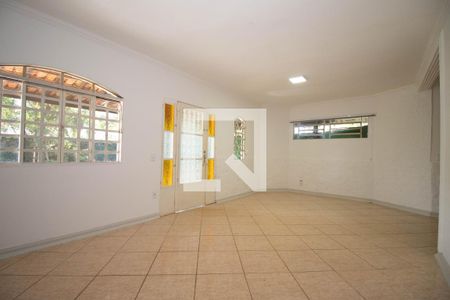 Sala 1 de casa para alugar com 5 quartos, 170m² em Qi 6, Brasília