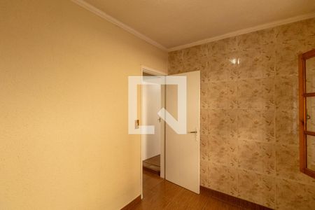 Quarto 2 de casa para alugar com 2 quartos, 100m² em Jardim Fernandes, São Paulo