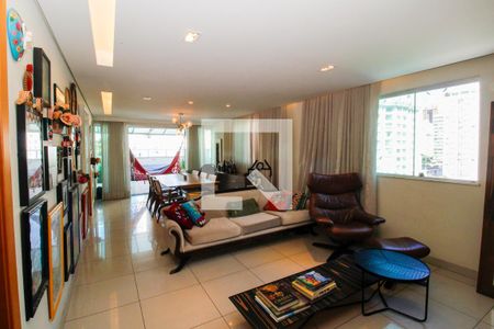 Sala de apartamento à venda com 4 quartos, 240m² em Savassi, Belo Horizonte