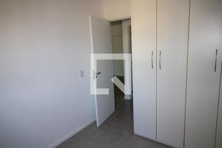Quarto 1 de apartamento para alugar com 2 quartos, 59m² em Jacarepaguá, Rio de Janeiro