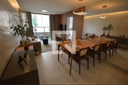 Apartamento à venda com 2 quartos, 64m² em Santo Antônio, Belo Horizonte