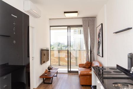 Sala/Cozinha de apartamento à venda com 1 quarto, 38m² em Indianópolis, São Paulo