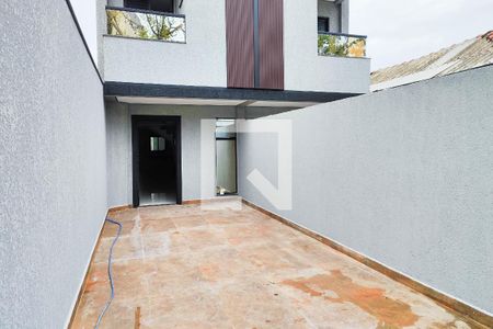 Casa à venda com 147m², 3 quartos e 2 vagas Casa à venda com 147m², 3 quartos e 2 vagasGaragem