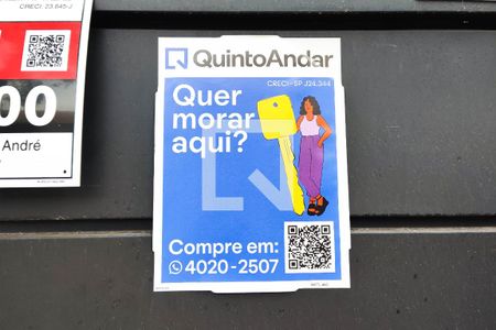 Casa à venda com 147m², 3 quartos e 2 vagas Casa à venda com 147m², 3 quartos e 2 vagasPlaquinha