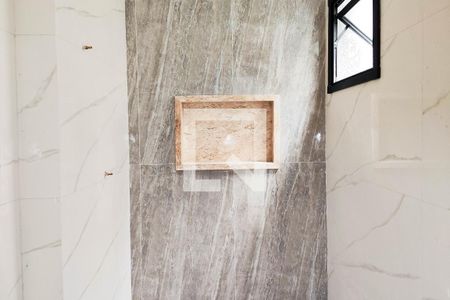 Casa à venda com 147m², 3 quartos e 2 vagas Casa à venda com 147m², 3 quartos e 2 vagasBanheiro Social