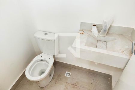 Casa à venda com 147m², 3 quartos e 2 vagas Casa à venda com 147m², 3 quartos e 2 vagasBanheiro da Área de Serviço