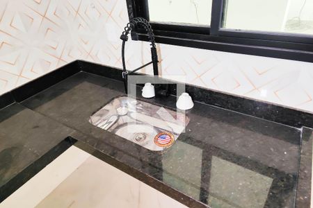 Casa à venda com 147m², 3 quartos e 2 vagas Casa à venda com 147m², 3 quartos e 2 vagasCozinha