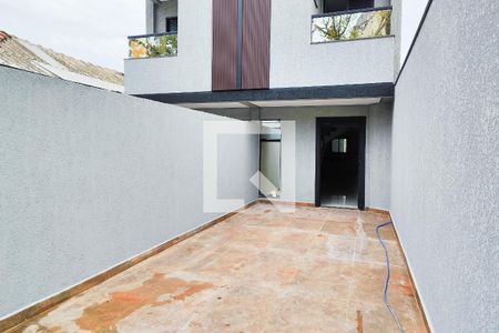 Casa à venda com 147m², 3 quartos e 2 vagas Casa à venda com 147m², 3 quartos e 2 vagasGaragem