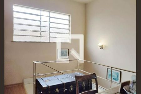 Corredor de casa para alugar com 4 quartos, 128m² em Serra, Belo Horizonte