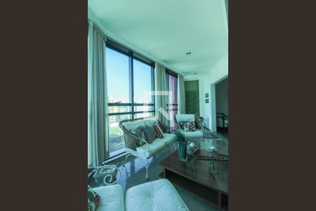 Apartamento para alugar com 3 quartos, 213m² em Vila Itapura, Campinas