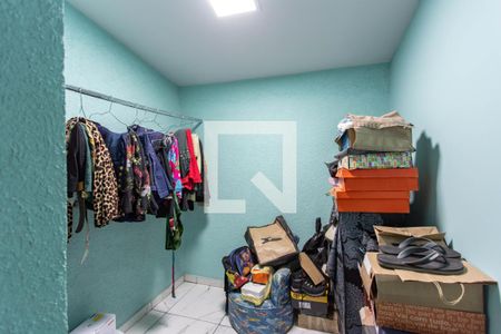 Closet do quarto 1 de casa para alugar com 3 quartos, 180m² em Beira Linha, Belo Horizonte