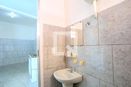 Banheiro de casa para alugar com 1 quarto, 70m² em Boa Vista, Belo Horizonte