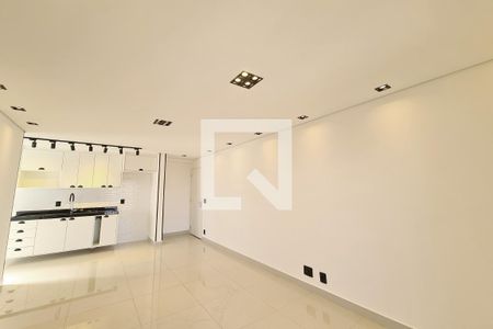 Sala de apartamento para alugar com 3 quartos, 65m² em Vila Antonieta, São Paulo