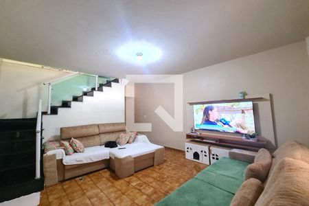 Sala 1 de casa para alugar com 3 quartos, 250m² em Jardim Sapopemba, São Paulo