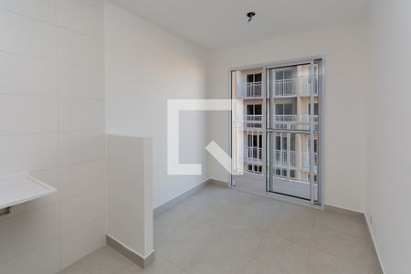 Sala/Cozinha de apartamento para alugar com 1 quarto, 35m² em Socorro, São Paulo