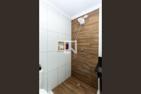 Banheiro da Suíte de casa para alugar com 3 quartos, 80m² em Jardim Leila, Guarulhos
