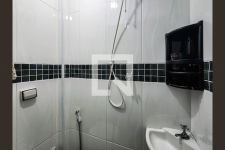 Banheiro de apartamento para alugar com 2 quartos, 92m² em Embaré, Santos