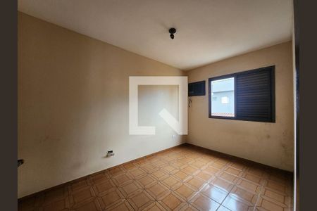 Quarto 2 de apartamento para alugar com 2 quartos, 76m² em Embaré, Santos