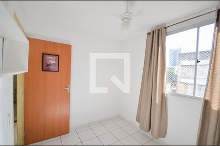 Quarto 2 de apartamento para alugar com 2 quartos, 44m² em Estácio, Rio de Janeiro