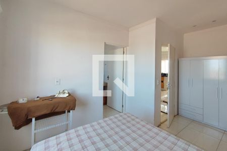 Quarto Suíte de casa para alugar com 2 quartos, 110m² em Jardim dos Oliveiras, Campinas
