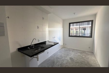 Cozinha  de kitnet/studio à venda com 1 quarto, 25m² em Pinheiros, São Paulo