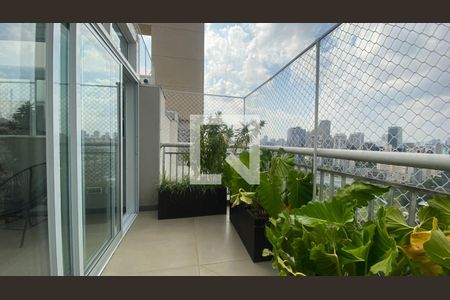 Apartamento à venda com 2 quartos, 123m² em Vila Cordeiro, São Paulo