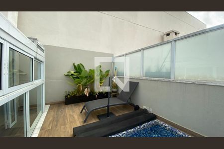 Apartamento à venda com 2 quartos, 123m² em Vila Cordeiro, São Paulo