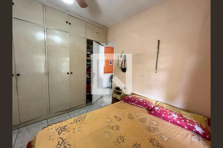 Casa à venda com 300m², 5 quartos e 2 vagas Casa à venda com 300m², 5 quartos e 2 vagasQuarto 2