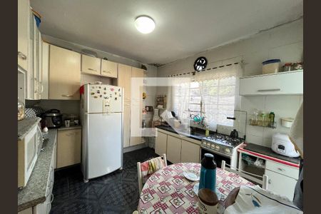 Casa à venda com 300m², 5 quartos e 2 vagas Casa à venda com 300m², 5 quartos e 2 vagasCozinha 1