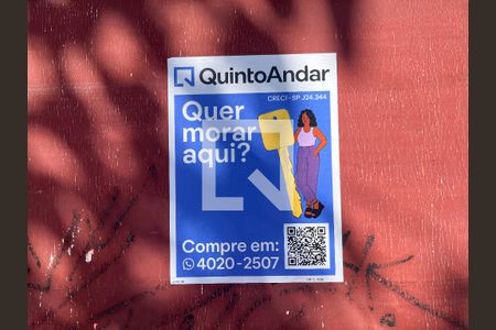 Casa à venda com 300m², 5 quartos e 2 vagas Casa à venda com 300m², 5 quartos e 2 vagasPlaquinha