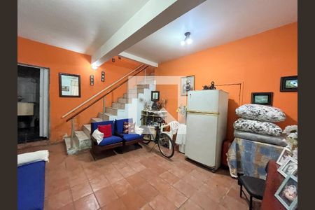 Casa à venda com 300m², 5 quartos e 2 vagas Casa à venda com 300m², 5 quartos e 2 vagasSala 2