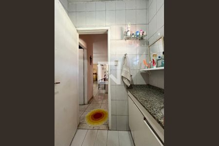 Casa à venda com 300m², 5 quartos e 2 vagas Casa à venda com 300m², 5 quartos e 2 vagasBanheiro 1