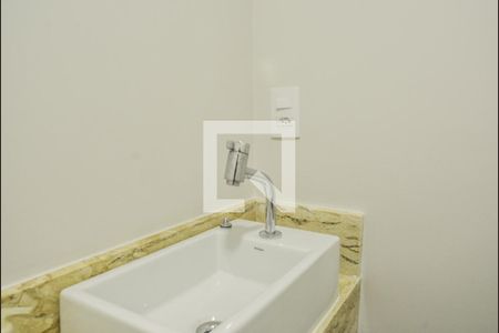 Lavabo de apartamento para alugar com 3 quartos, 112m² em Vila Gilda, Santo André