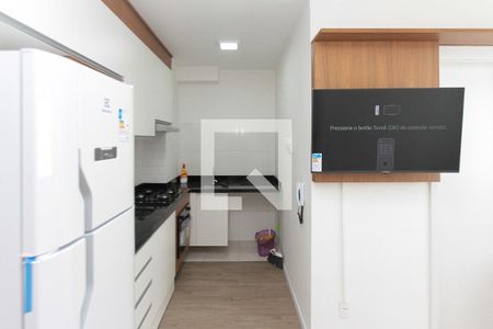 Cozinha e Área de Serviço de apartamento à venda com 2 quartos, 33m² em Vila Prudente, São Paulo