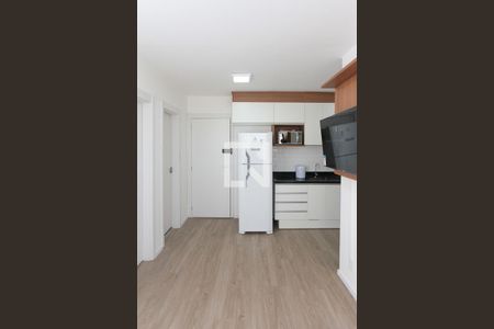 Cozinha e Área de Serviço de apartamento à venda com 2 quartos, 33m² em Vila Prudente, São Paulo